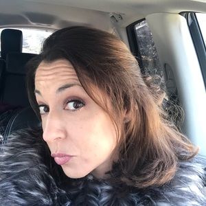 Meet your Posher, Eliska